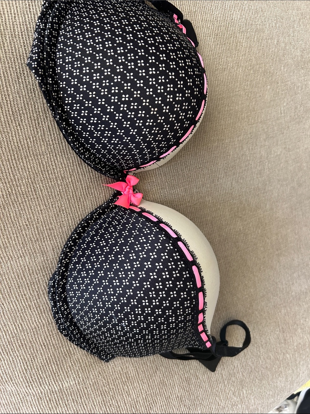 Victoria's Secret Black Polka Dot Push-Up Bra with Pink Trim